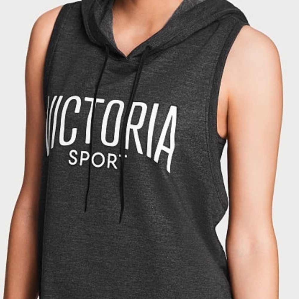 NWT VICTORIA SPORT SLEEVELESS HOODIE-LGHT GRY